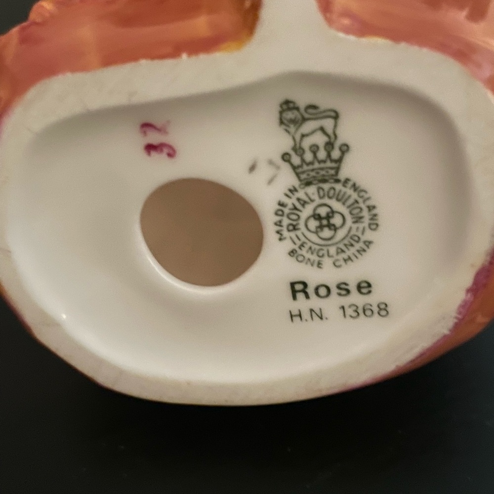 Beautiful Royal Doulton Girl Dressed for a Ball - Picture 9 of 9